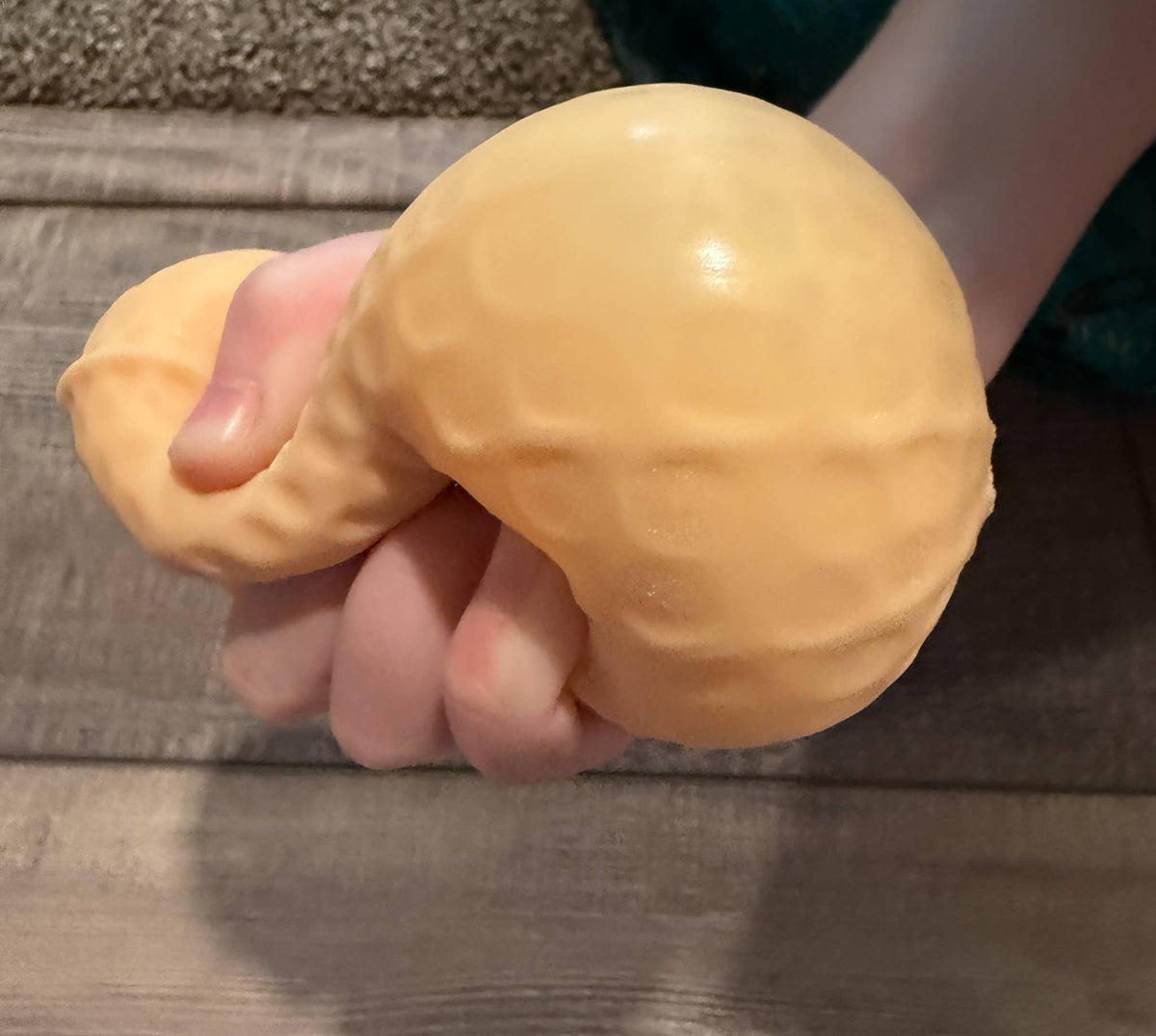 Squishy Squish Circus Peanut : Pink Peanut